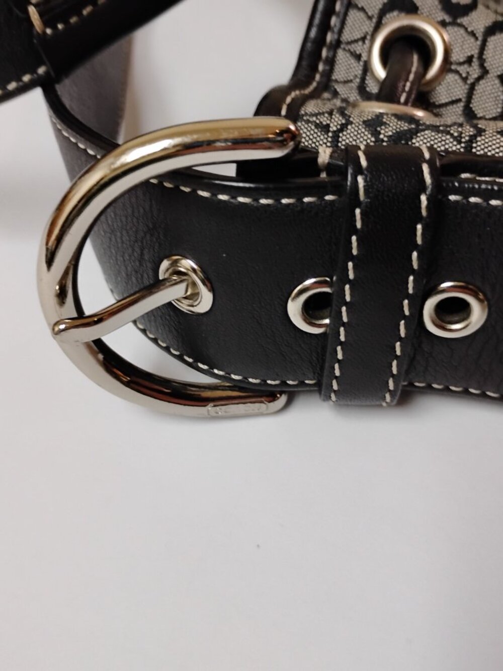Vintage Coach Y2K Black Signature Jacquard Hobo Bucket Bag — EUC - Picture 6 of 13